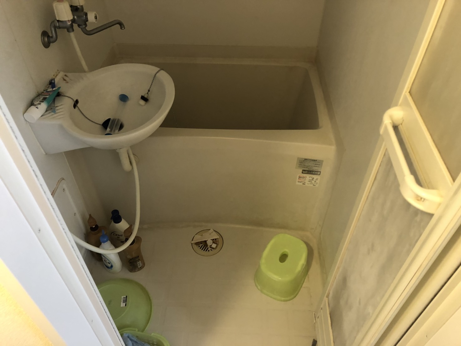 話題のレオ〇レス住宅の不用品回収&ハウスクリーニング♪【大阪市浪速区】 話題のレオ〇レス住宅の不用品回収&ハウスクリーニング♪【大阪市浪速区】